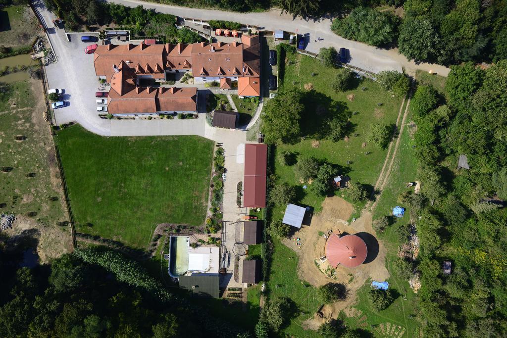 Pension Kadlcuv Mlyn Brno Eksteriør billede